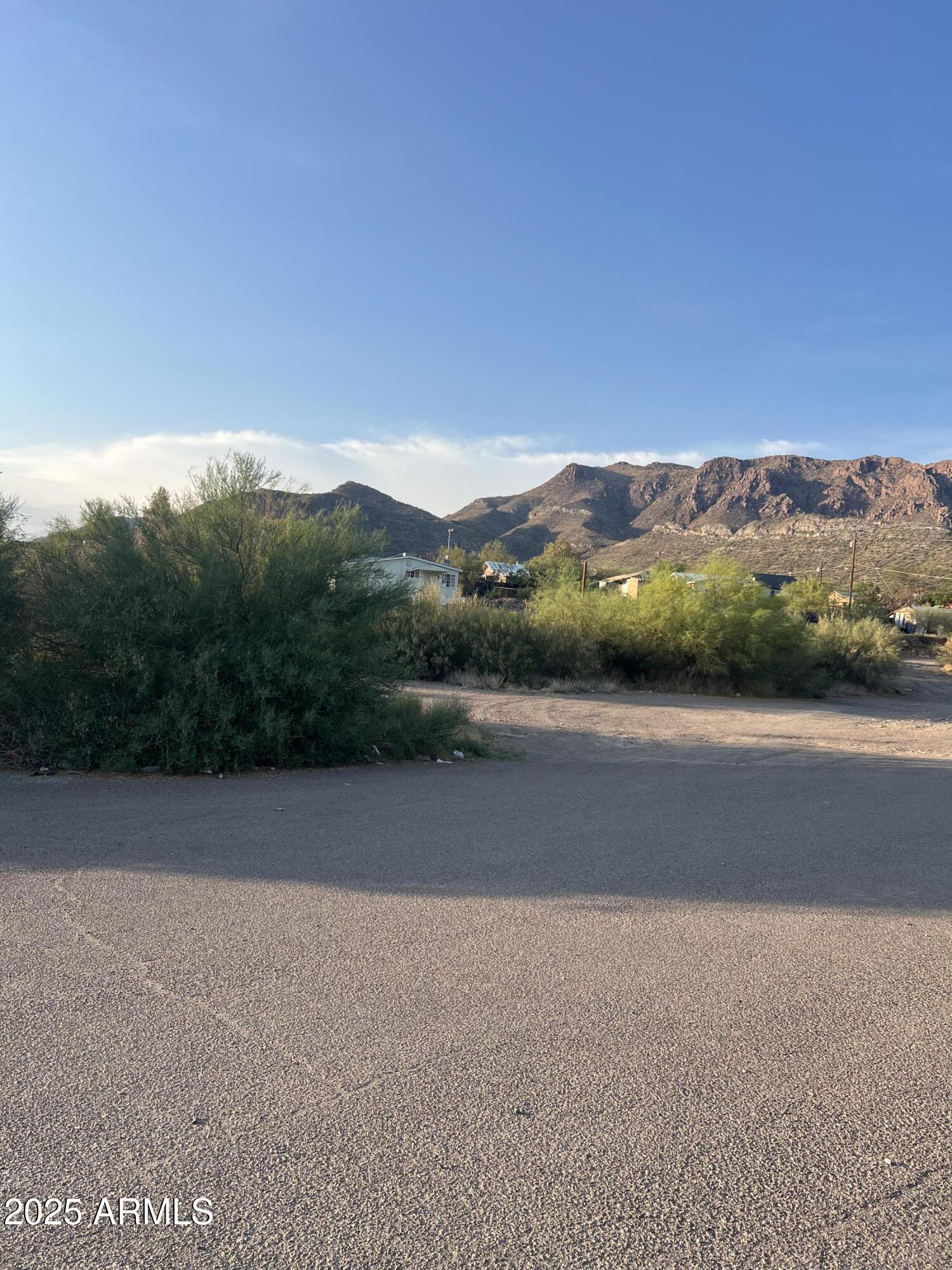 550 W US HIGHWAY 60 -- 4