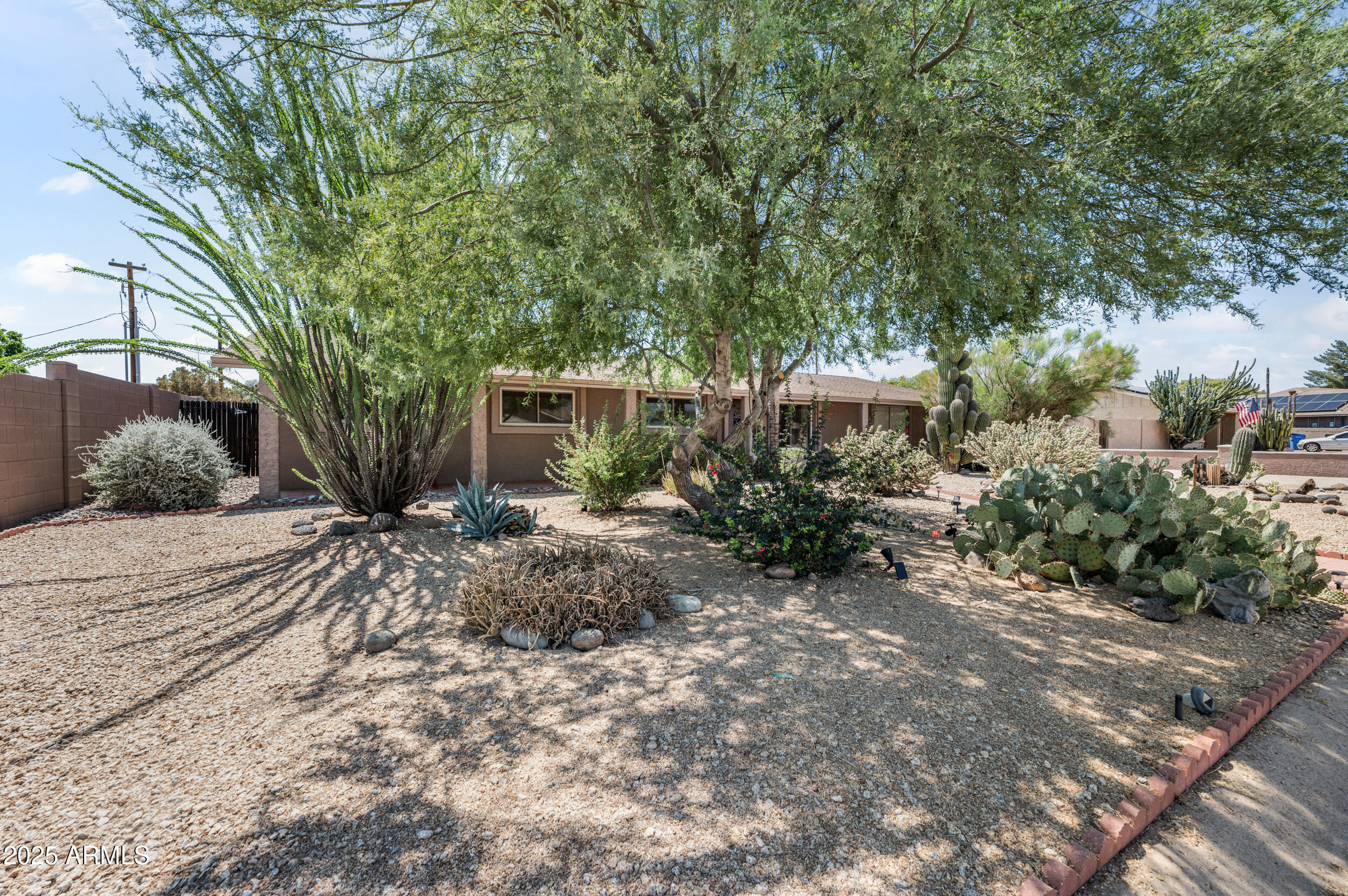 18212 N 43RD Place