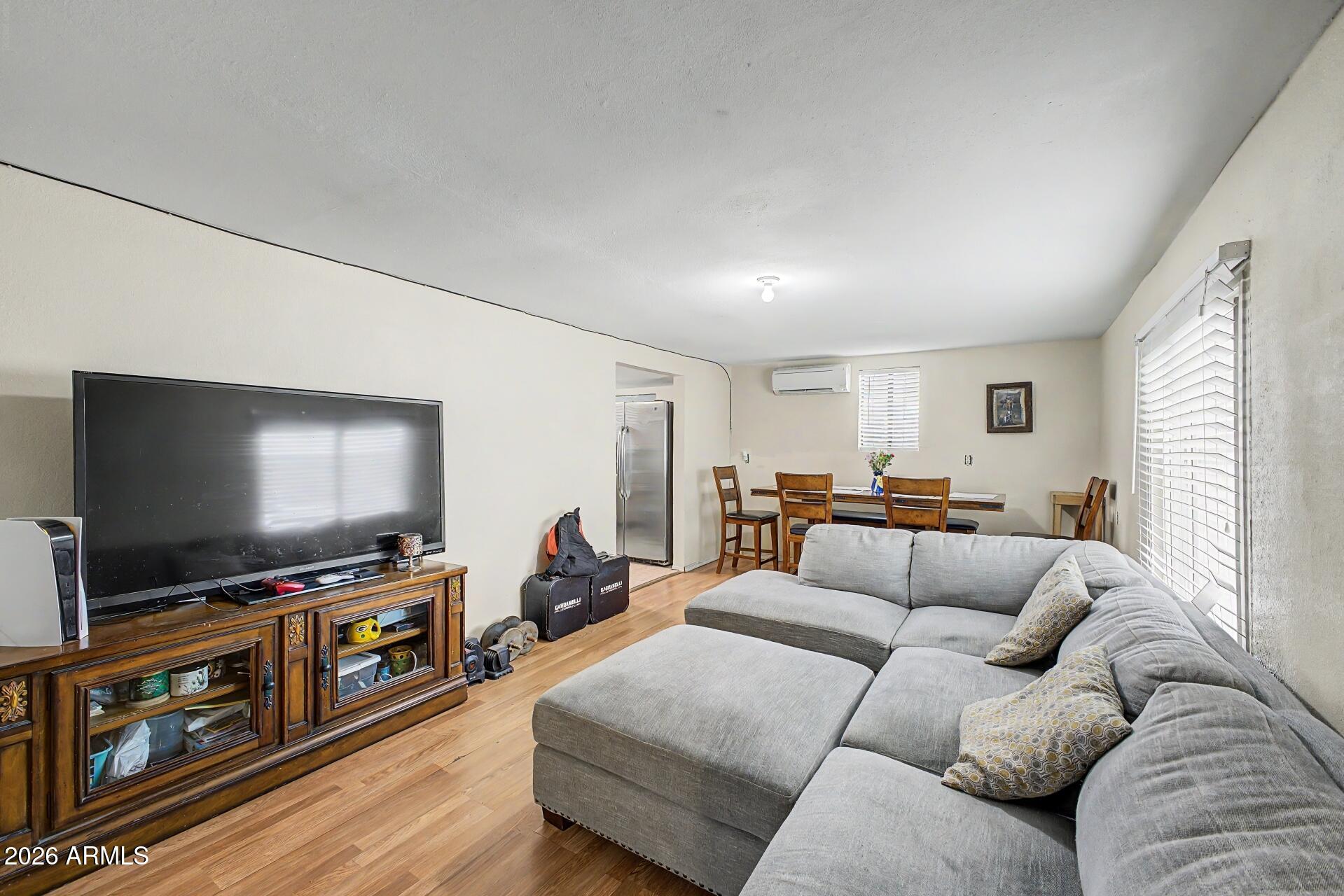 8211 S CALLE BELLA Vista