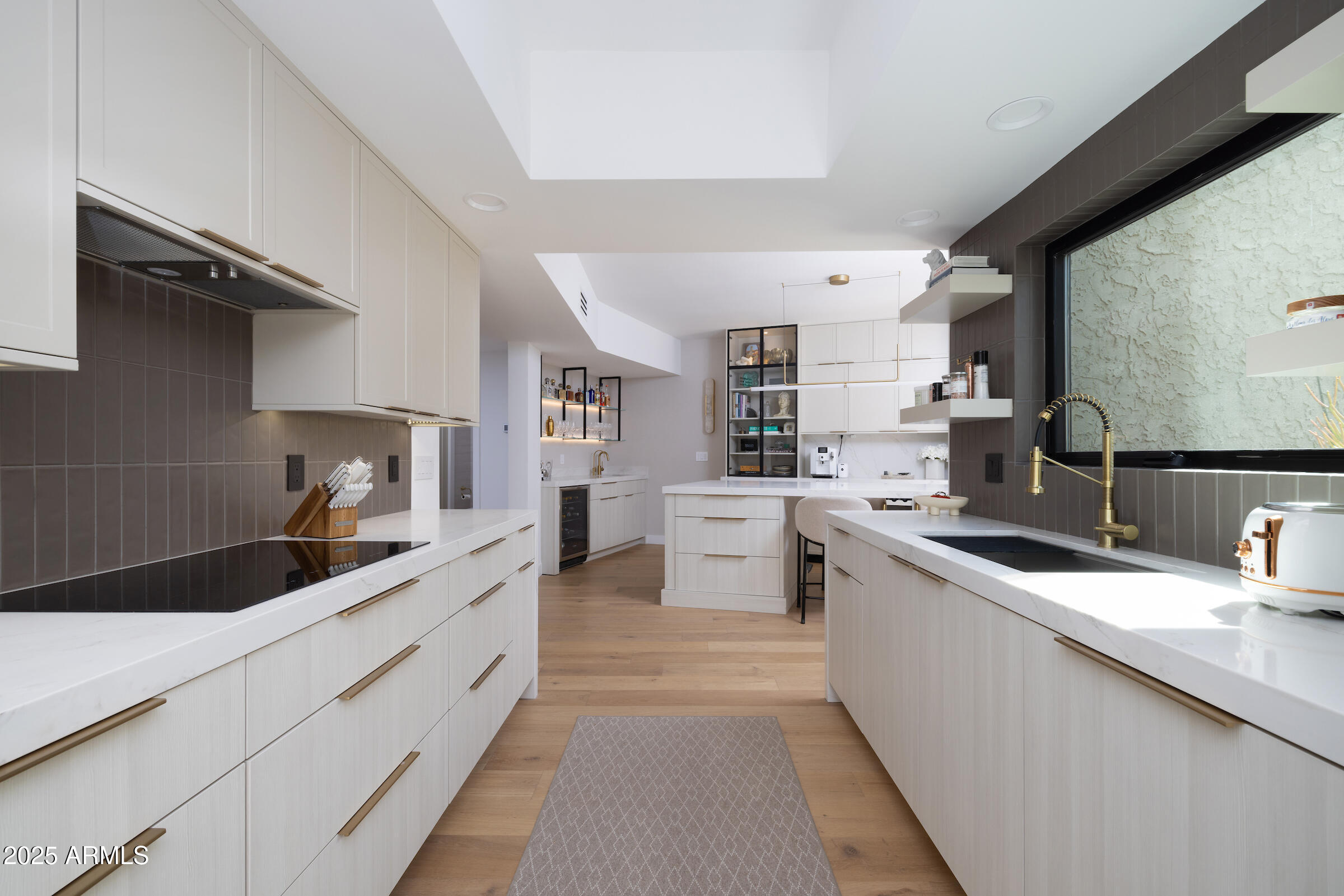 7209 E MCDONALD Drive 53