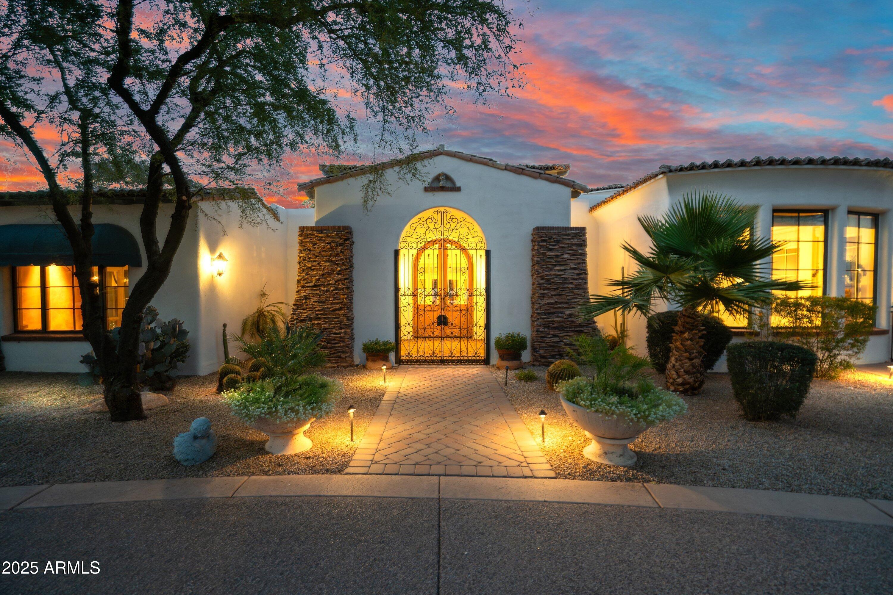 6620 E STALLION Road