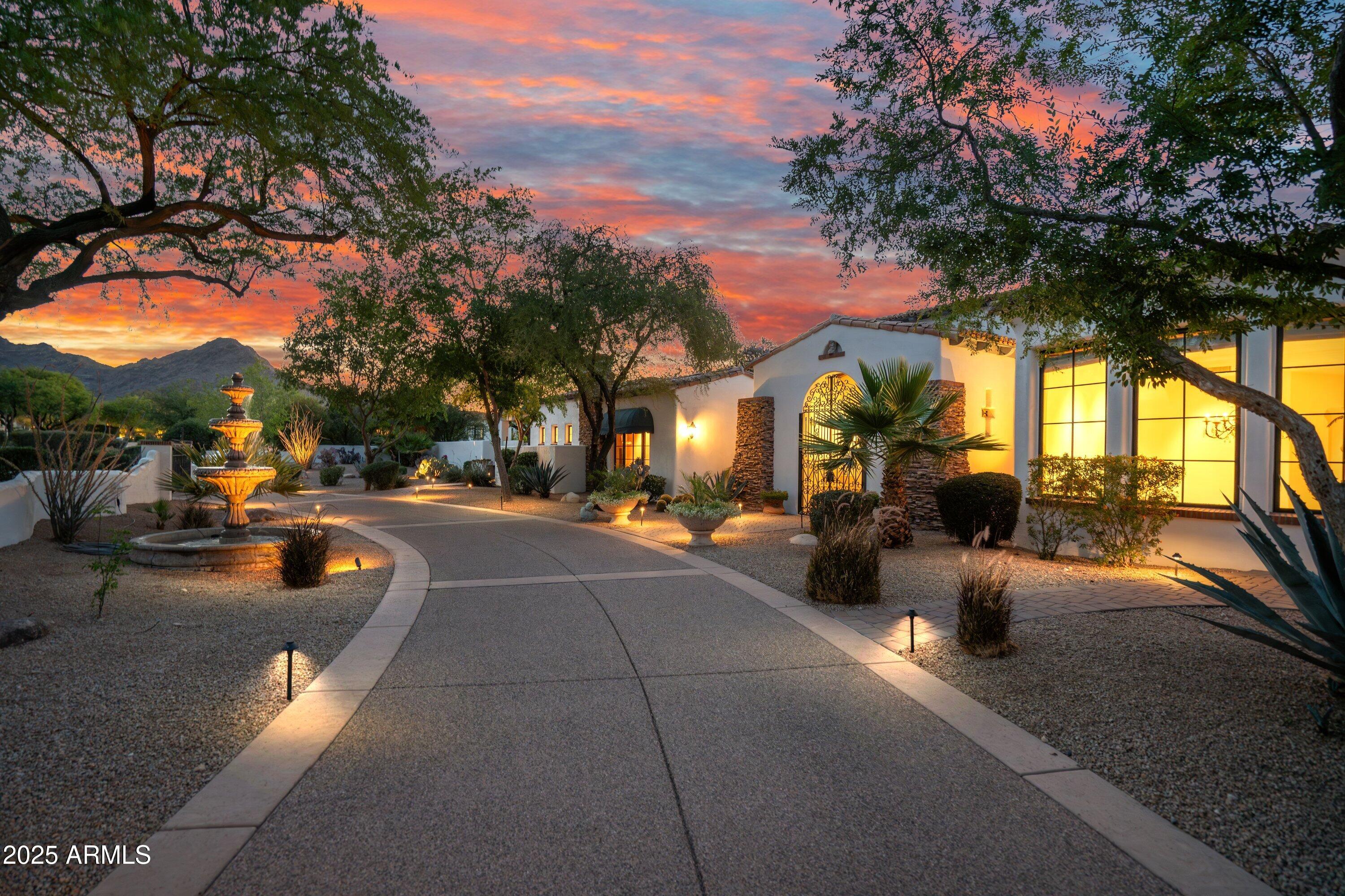 6620 E STALLION Road