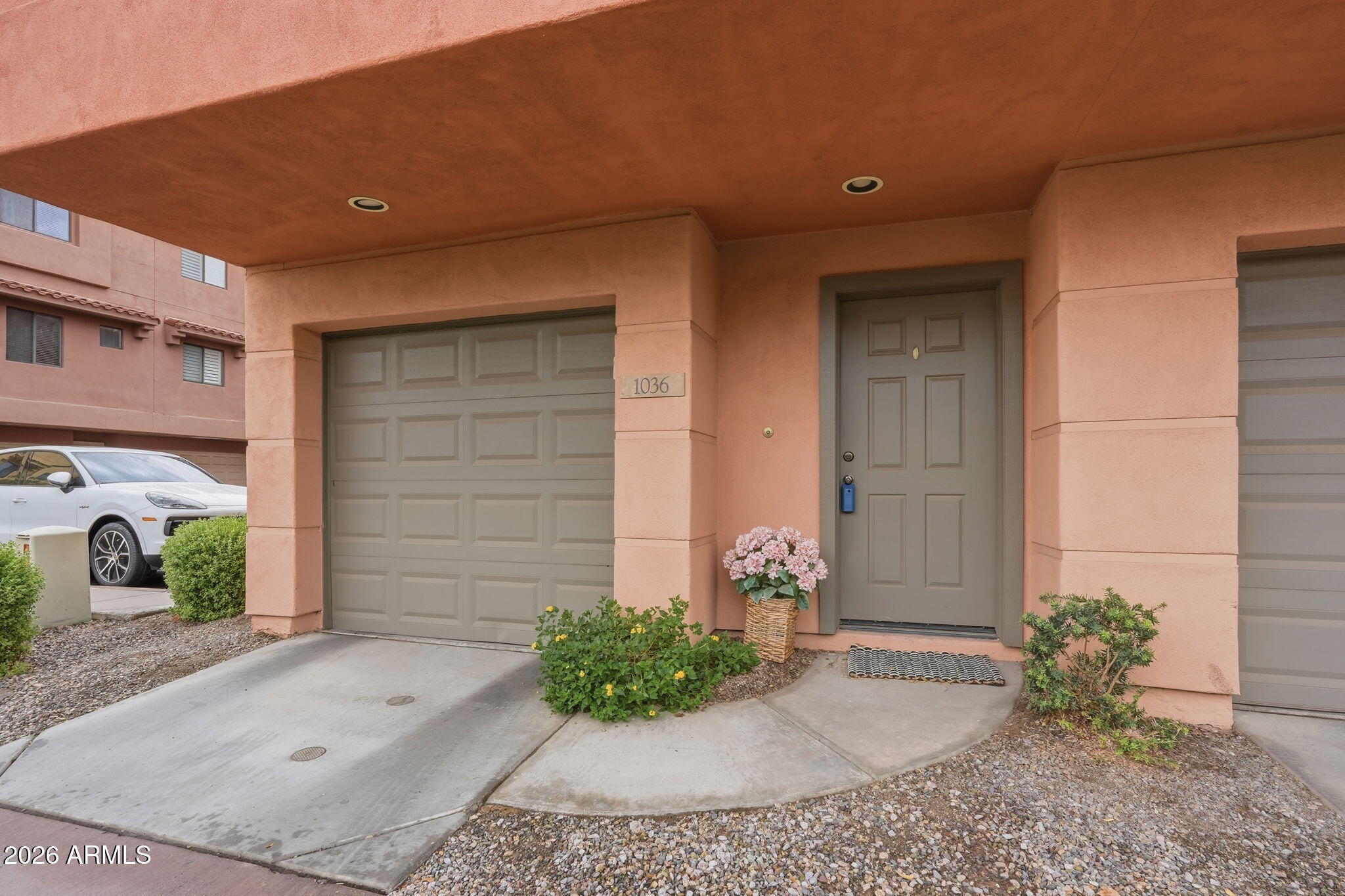 9551 E REDFIELD Road 1036