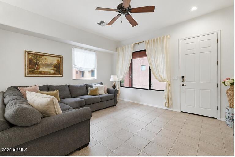 9551 E REDFIELD Road 1036