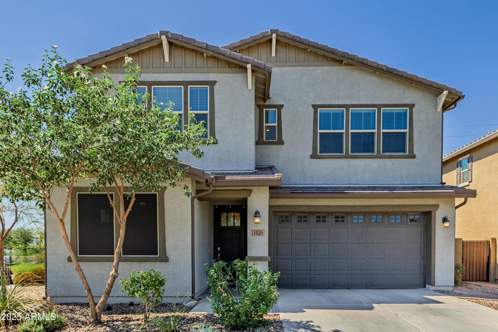 Photo of 1820 S Jesse Place, Chandler, AZ 85286 (MLS # 6924545)
