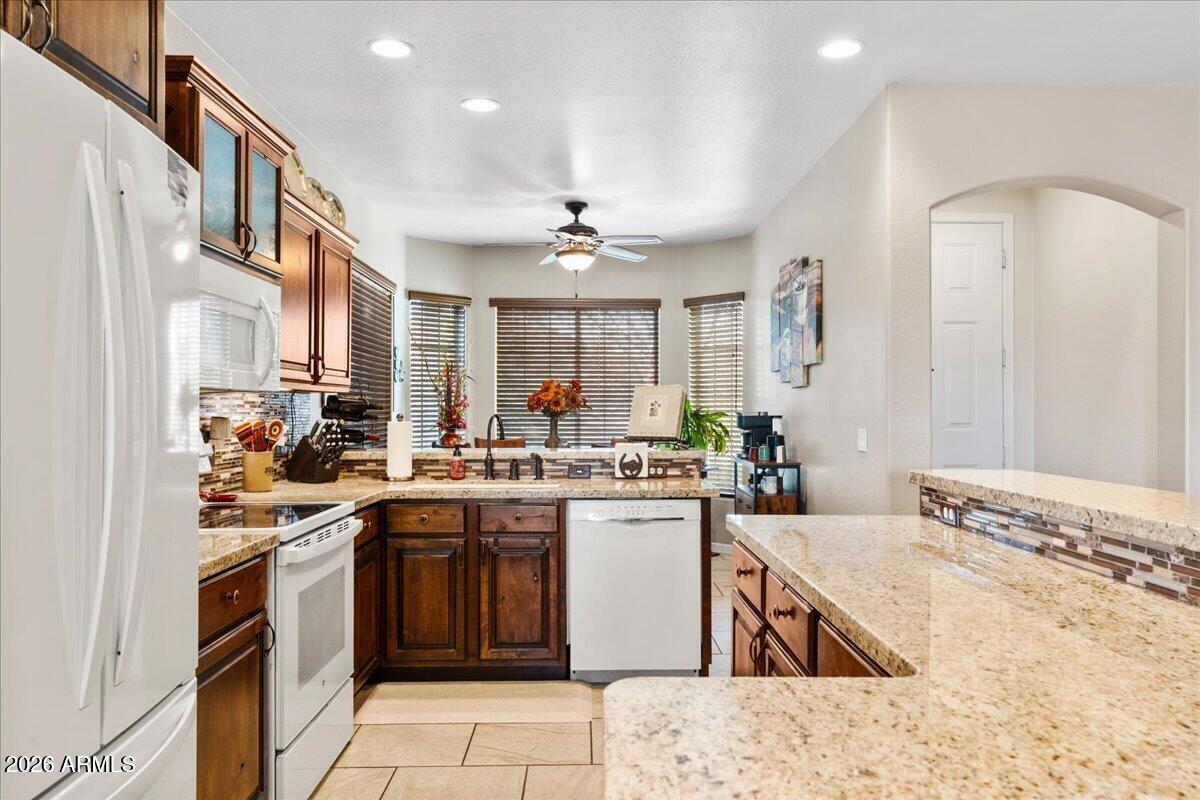 7668 E DUSTY BOOT Road