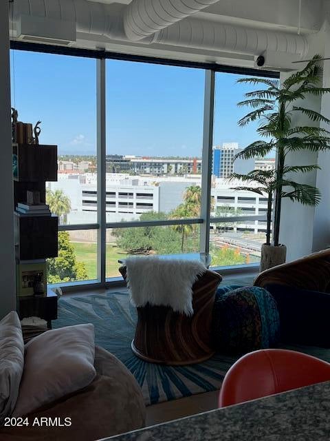 1 E LEXINGTON Avenue 609