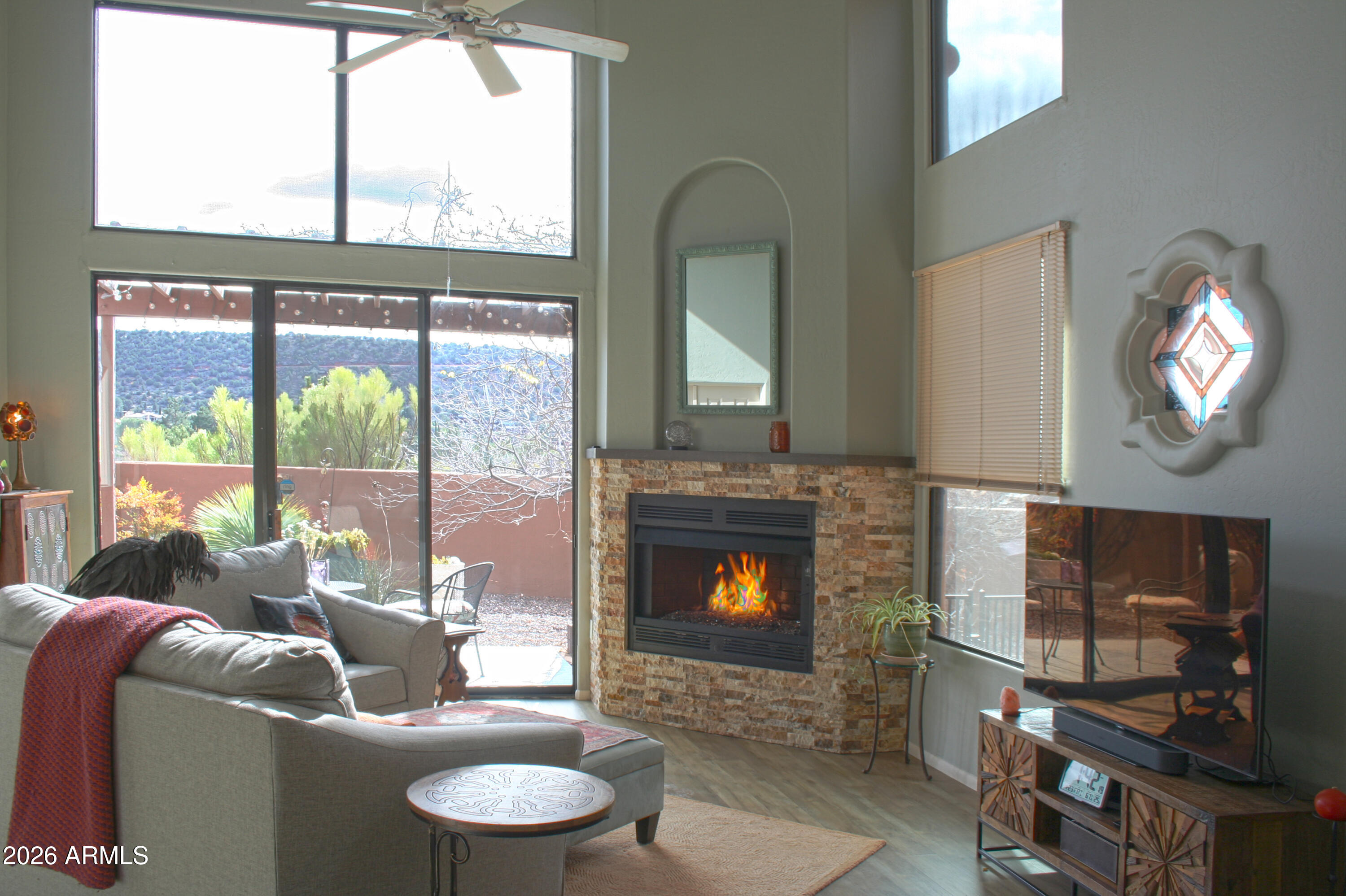 1413 VISTA MONTANA Road