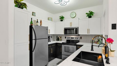 5335 E SHEA Boulevard 1111 Scottsdale AZ 85254