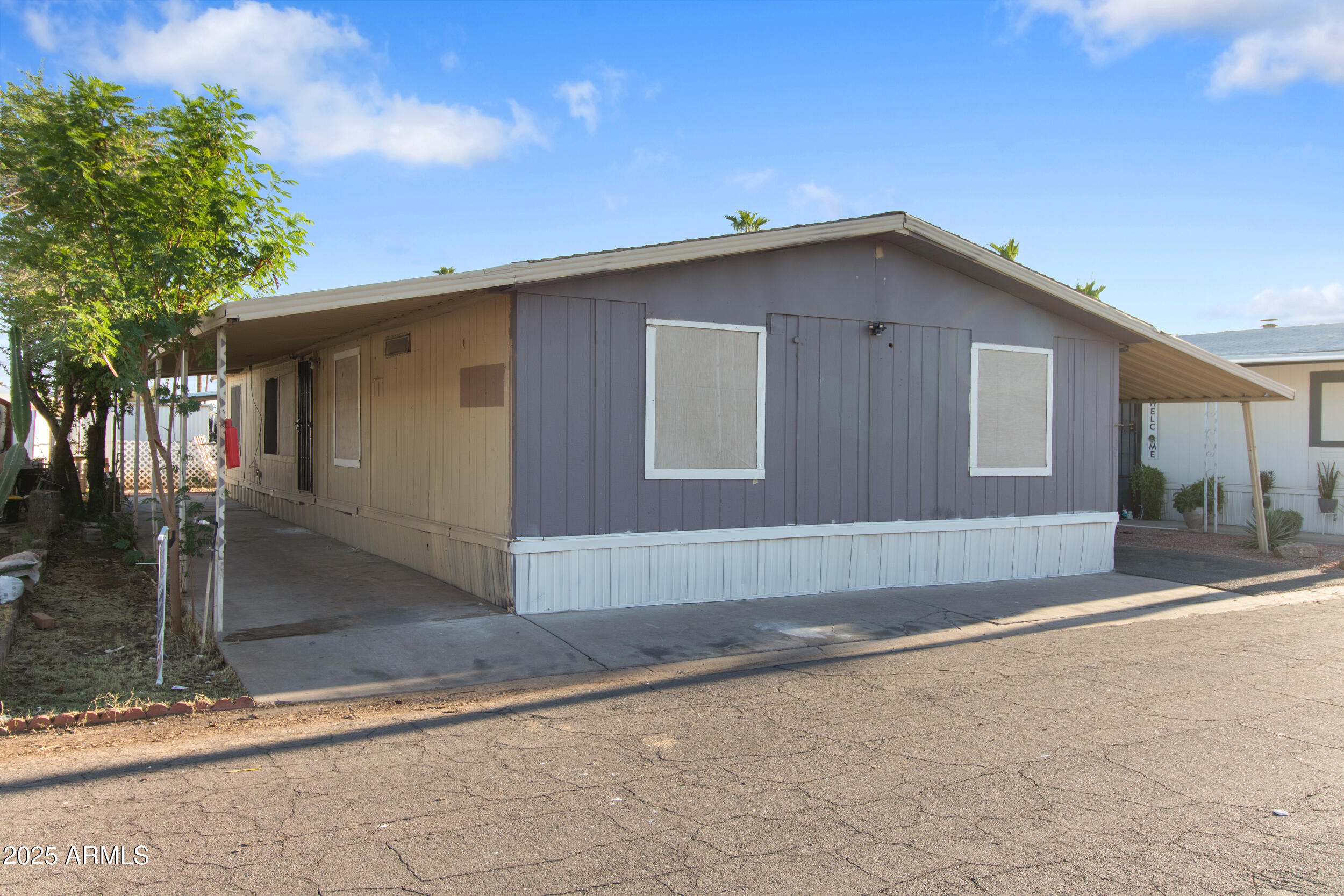 2340 E UNIVERSITY Drive 139