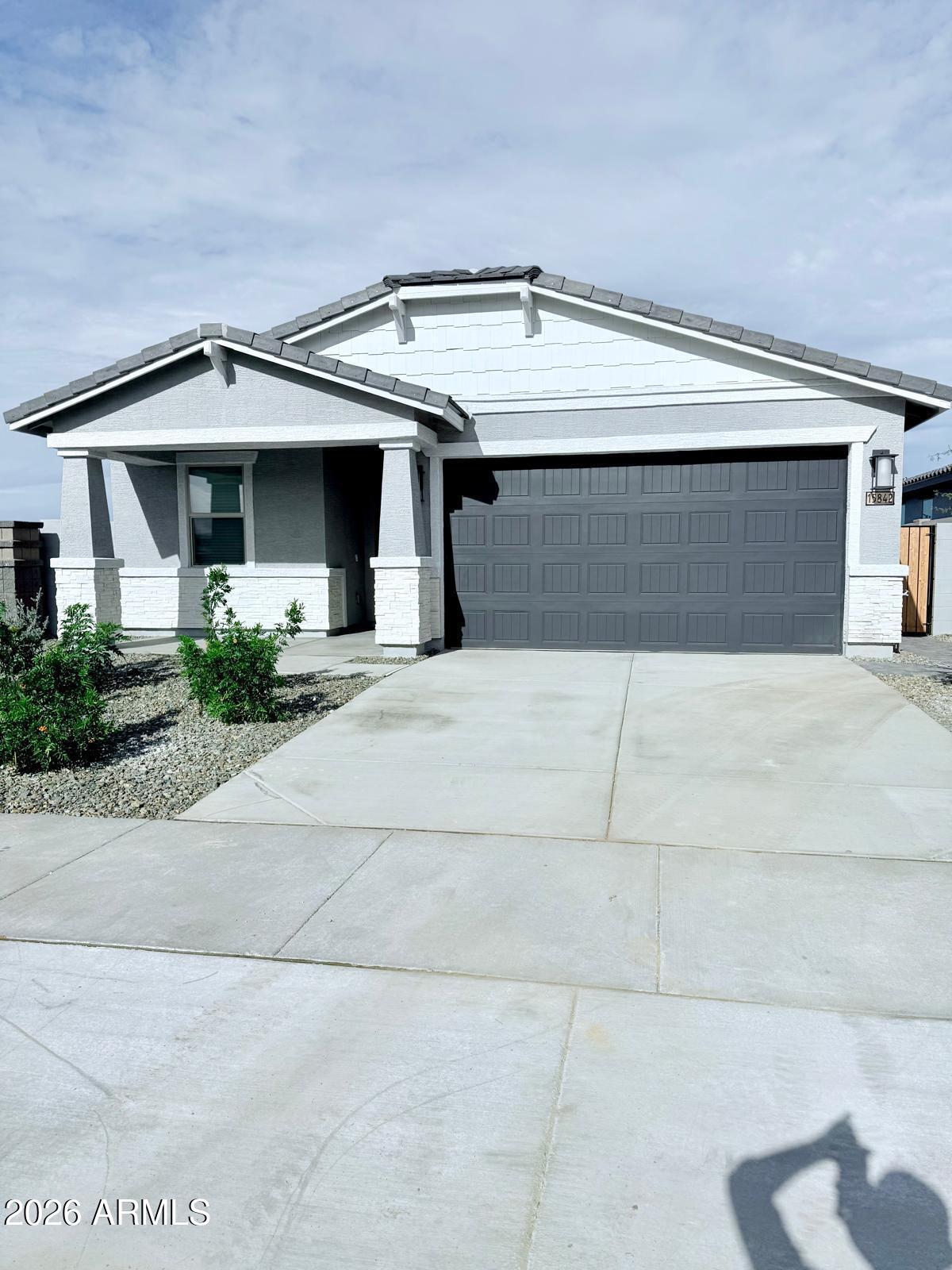 15842 W GRAY FOX Trail