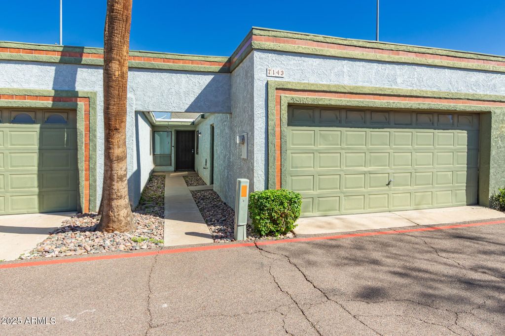 Photo of 7143 N 63rd Drive, Glendale, AZ 85301 (MLS # 6928120)