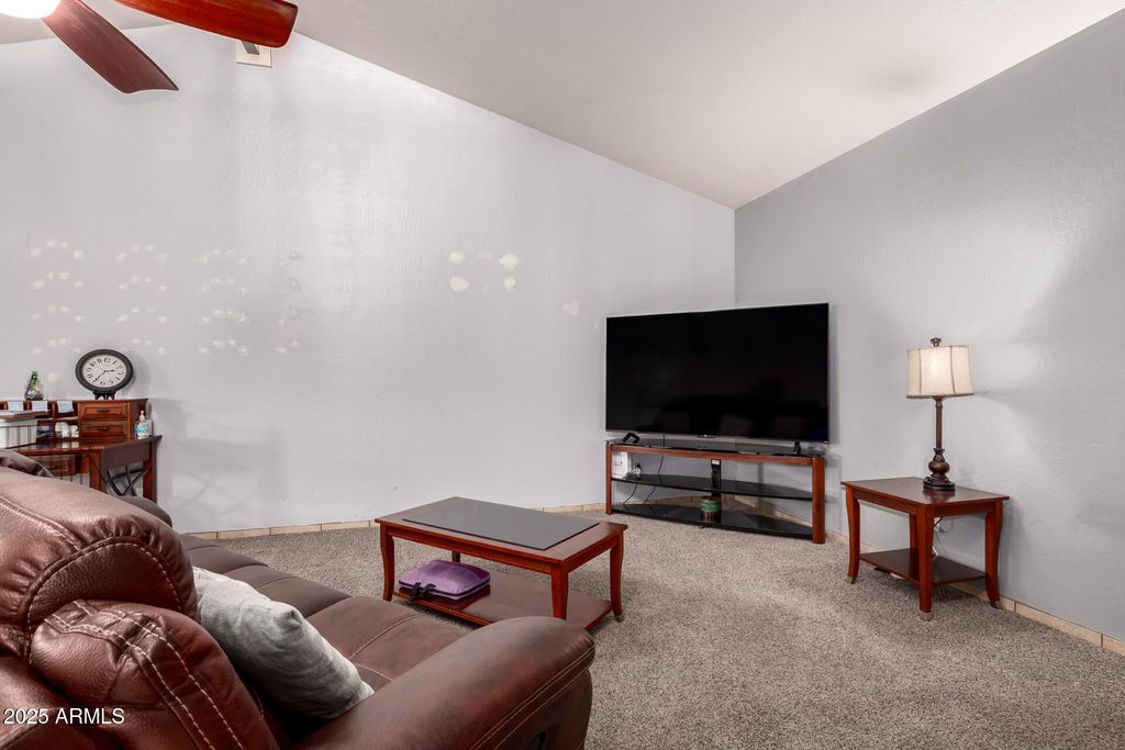 Photo of 7143 N 63rd Drive, Glendale, AZ 85301 (MLS # 6928120)