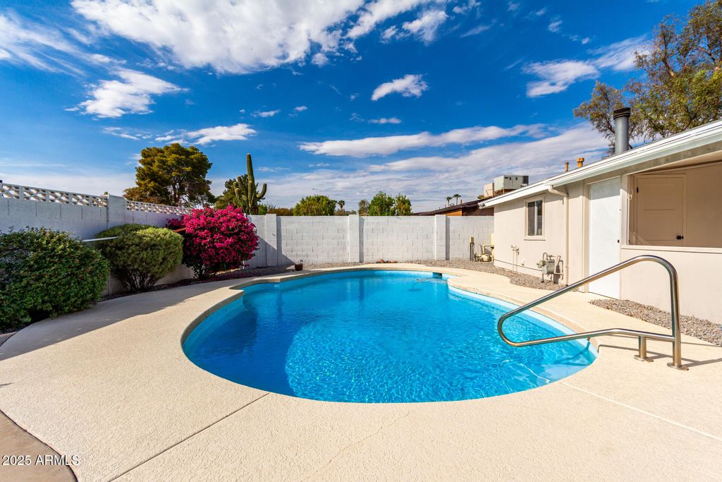 Photo of 3134 S Evergreen Road, Tempe, AZ 85282 (MLS # 6922136)