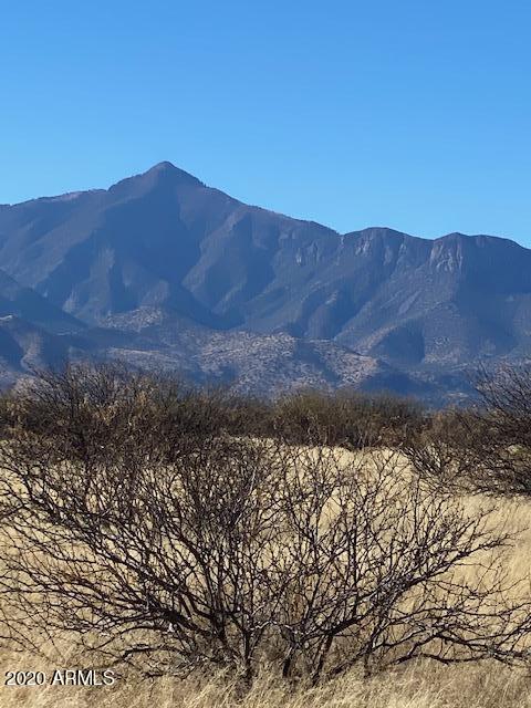 TBD 8 Ac's OFF CALLE MIA -- '-'