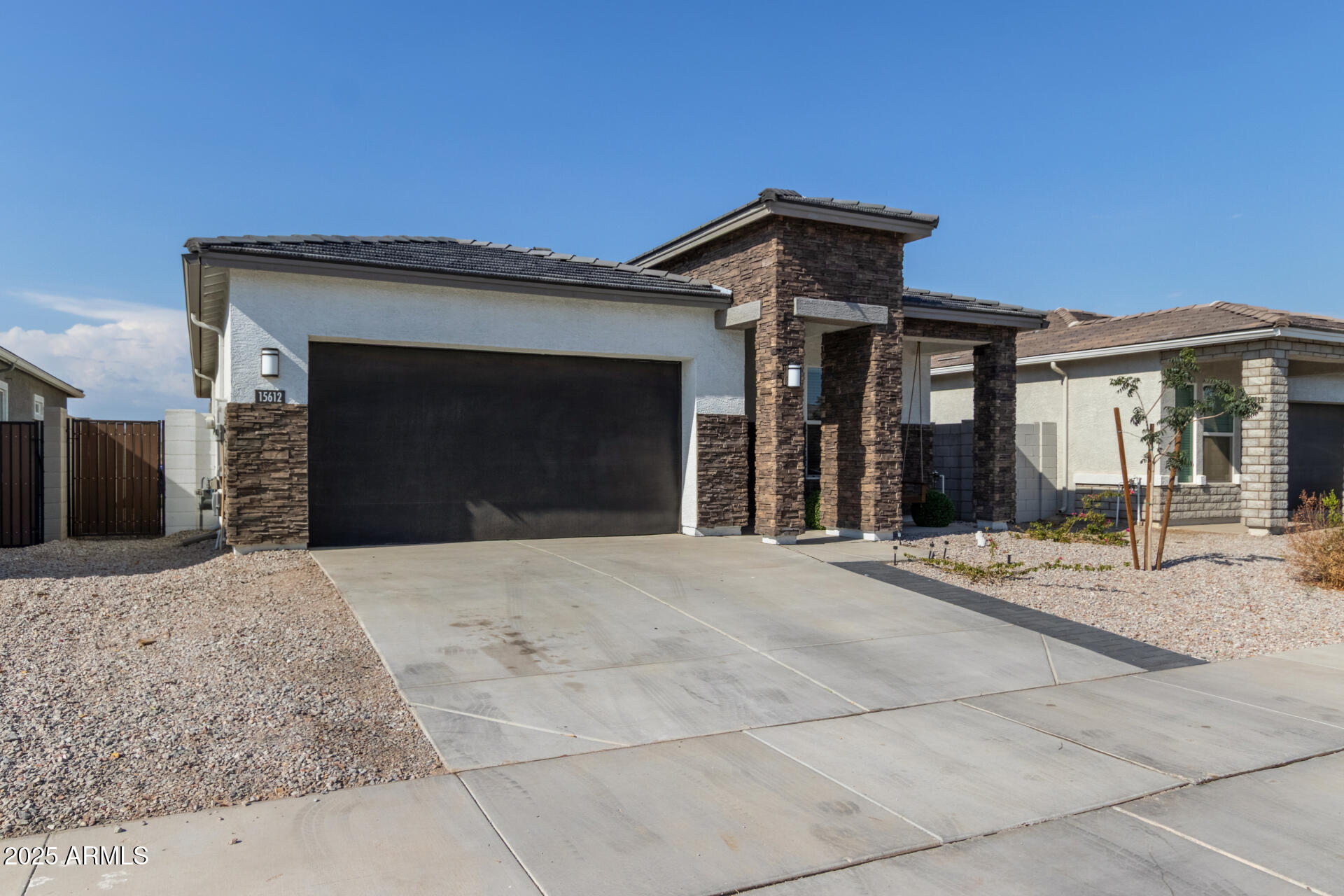 15612 W SMOKETREE Drive