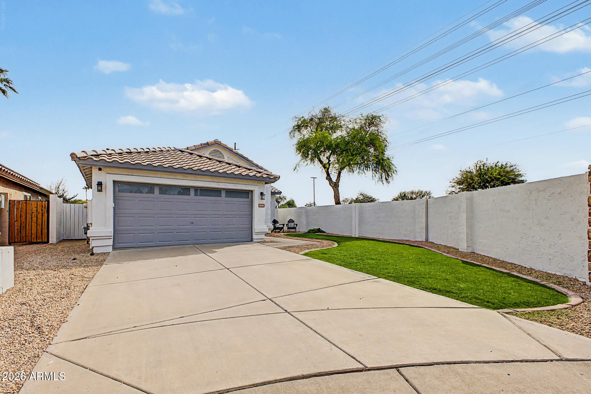 1601 E BARBARITA Avenue