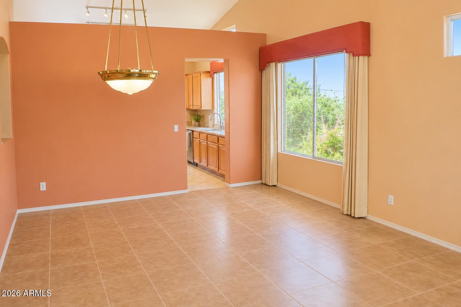 330 S DESPERADO Drive
