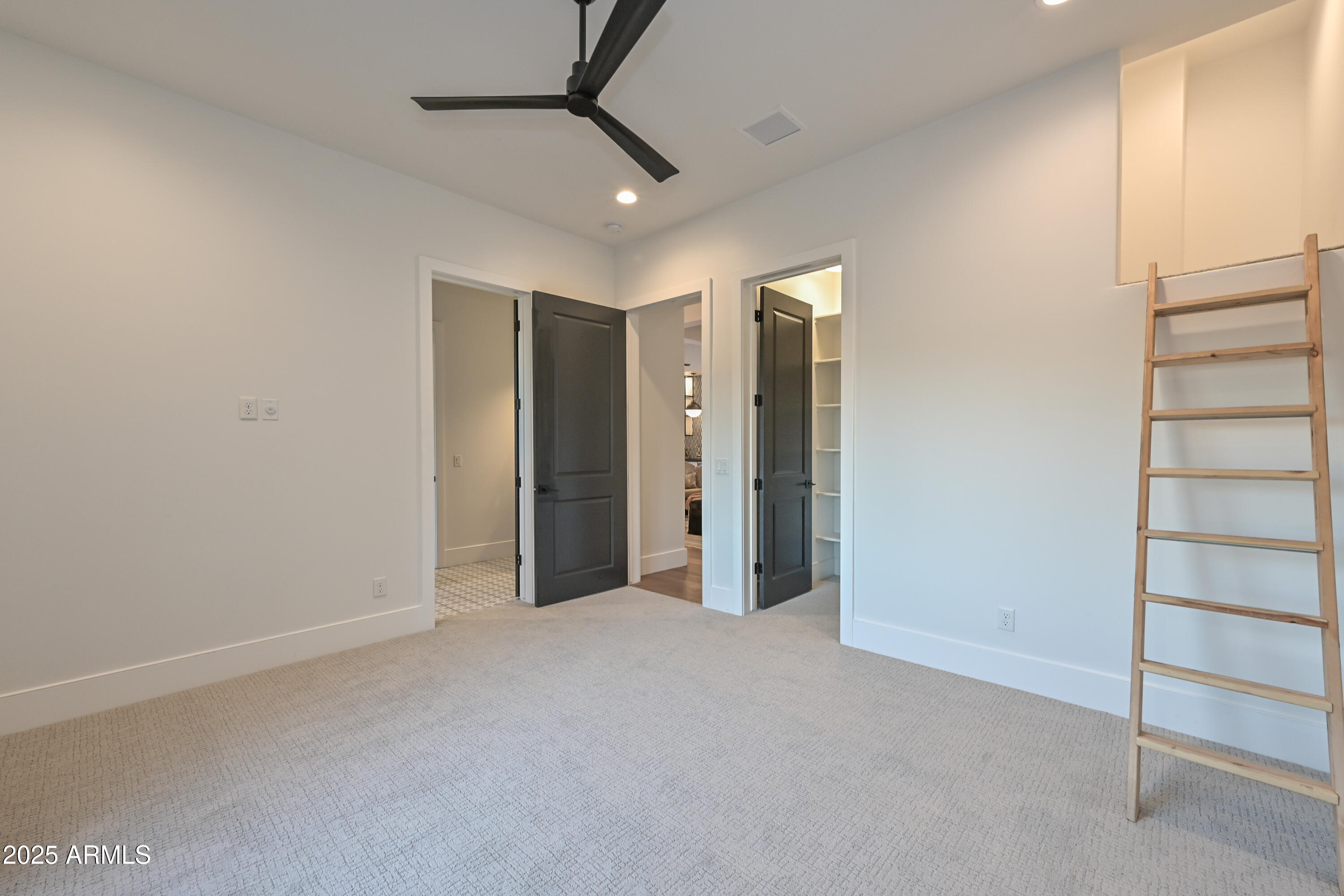 ALVAMAR WESTWING MOUNTAIN PHASE 2 PARCEL 30 - Residential