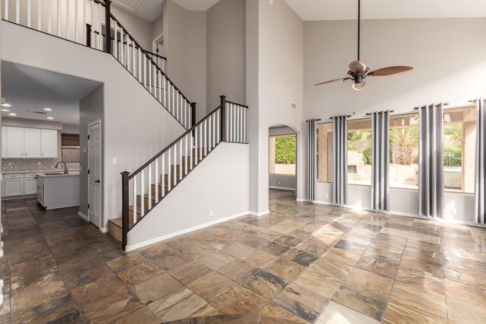 7690 E San Fernando Drive