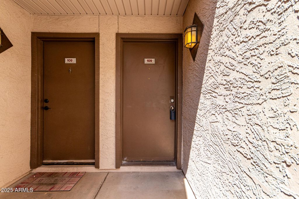 Photo of 1065 W 1st Street #109, Tempe, AZ 85281 (MLS # 6895240)