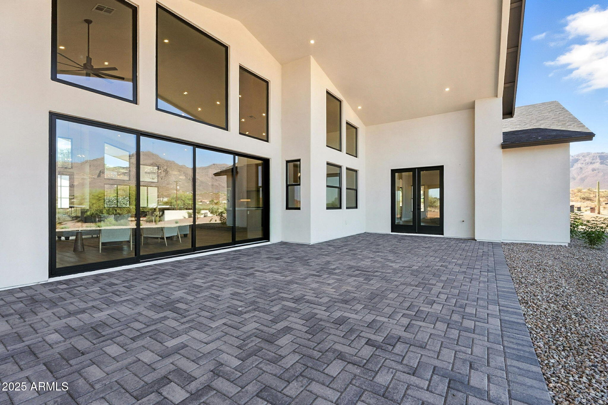 Montana Dorada - Residential