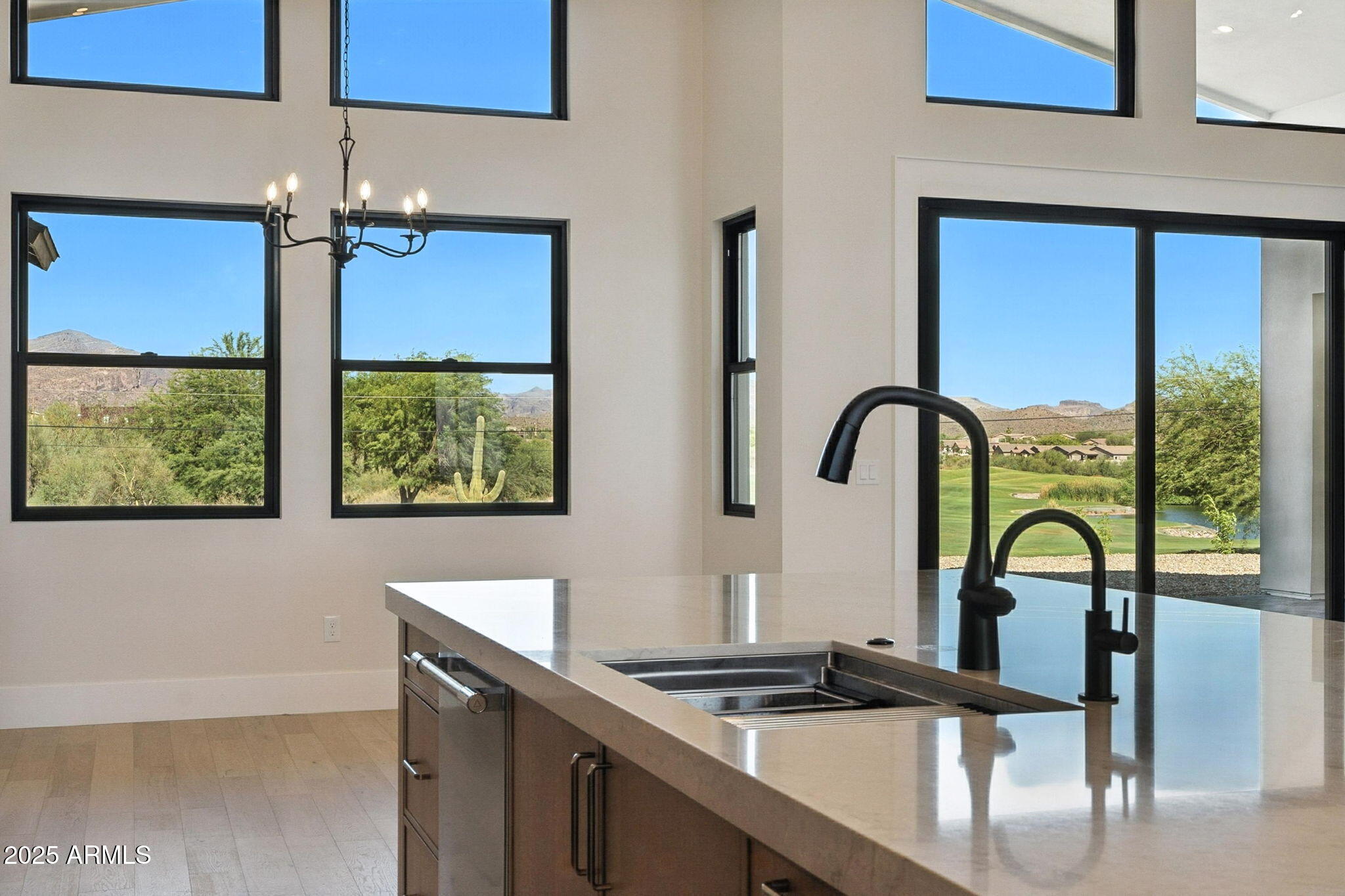 Montana Dorada - Residential