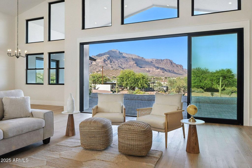 Photo of 4009 S Veronica Lane, Gold Canyon, AZ 85118 (MLS # 6899804)