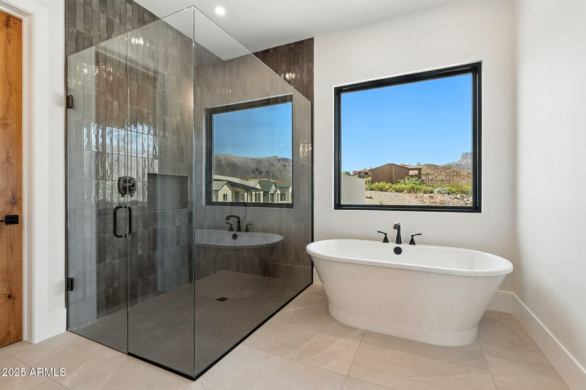 Montana Dorada - Residential