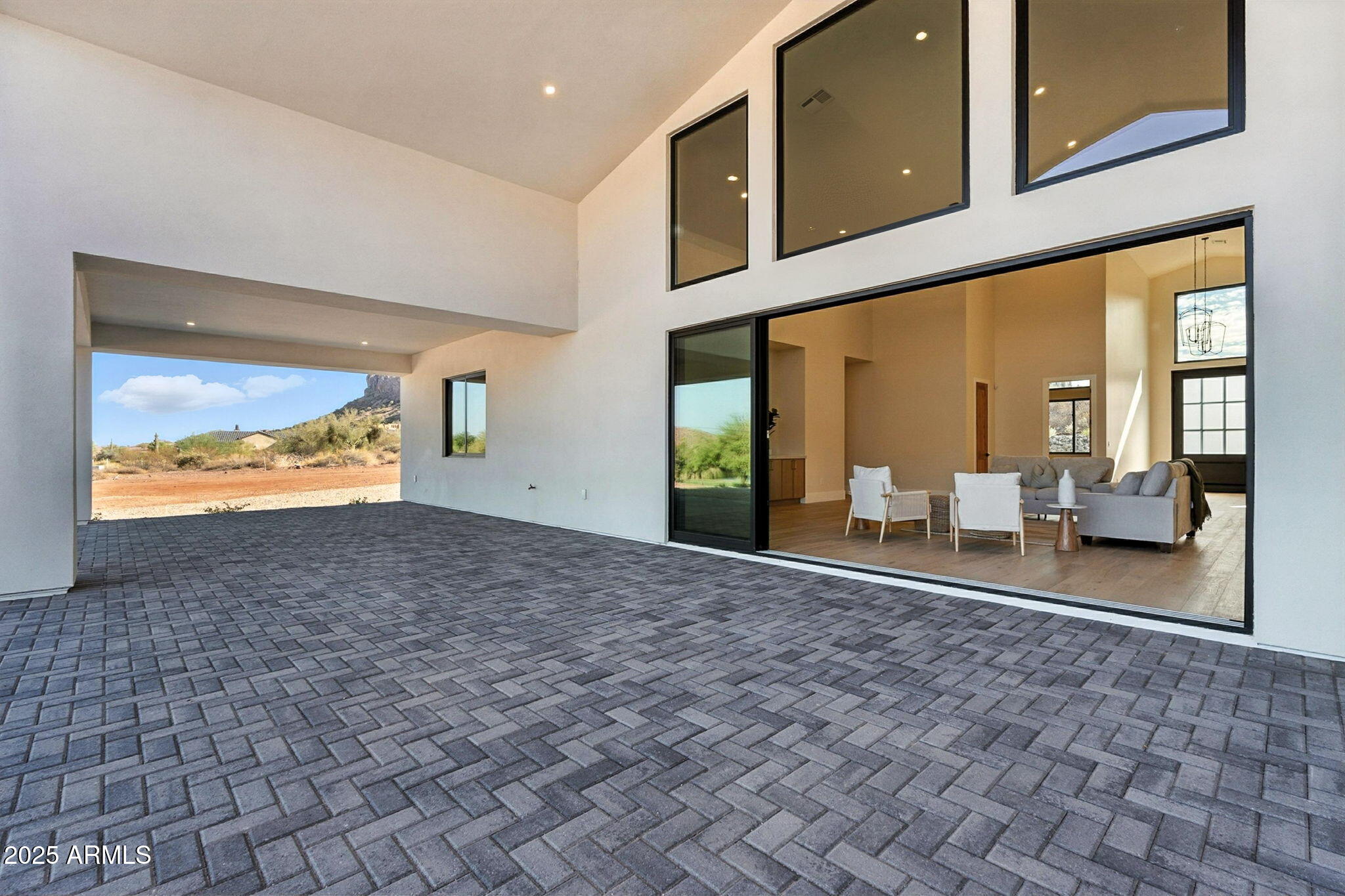 Montana Dorada - Residential
