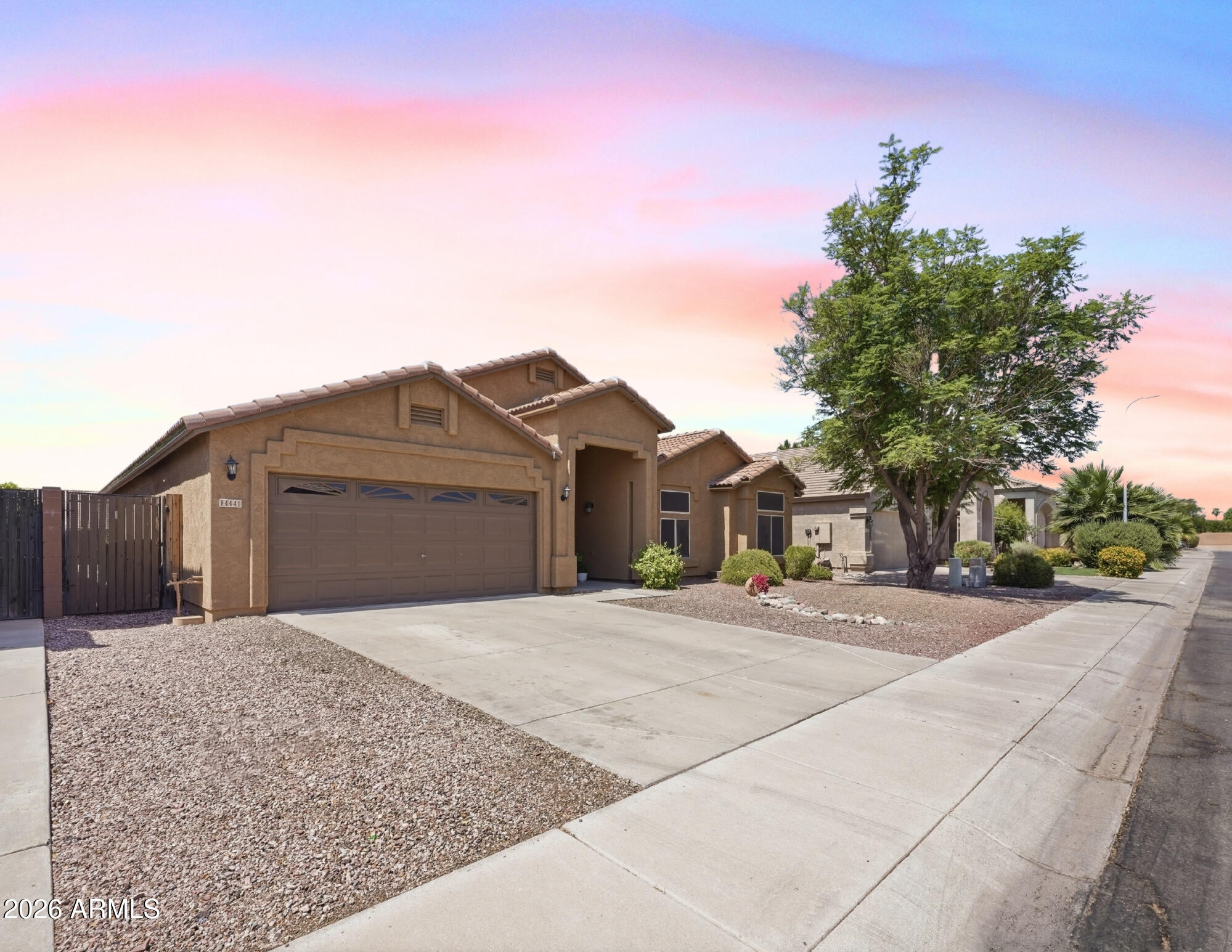 4441 E COTTONWOOD Lane