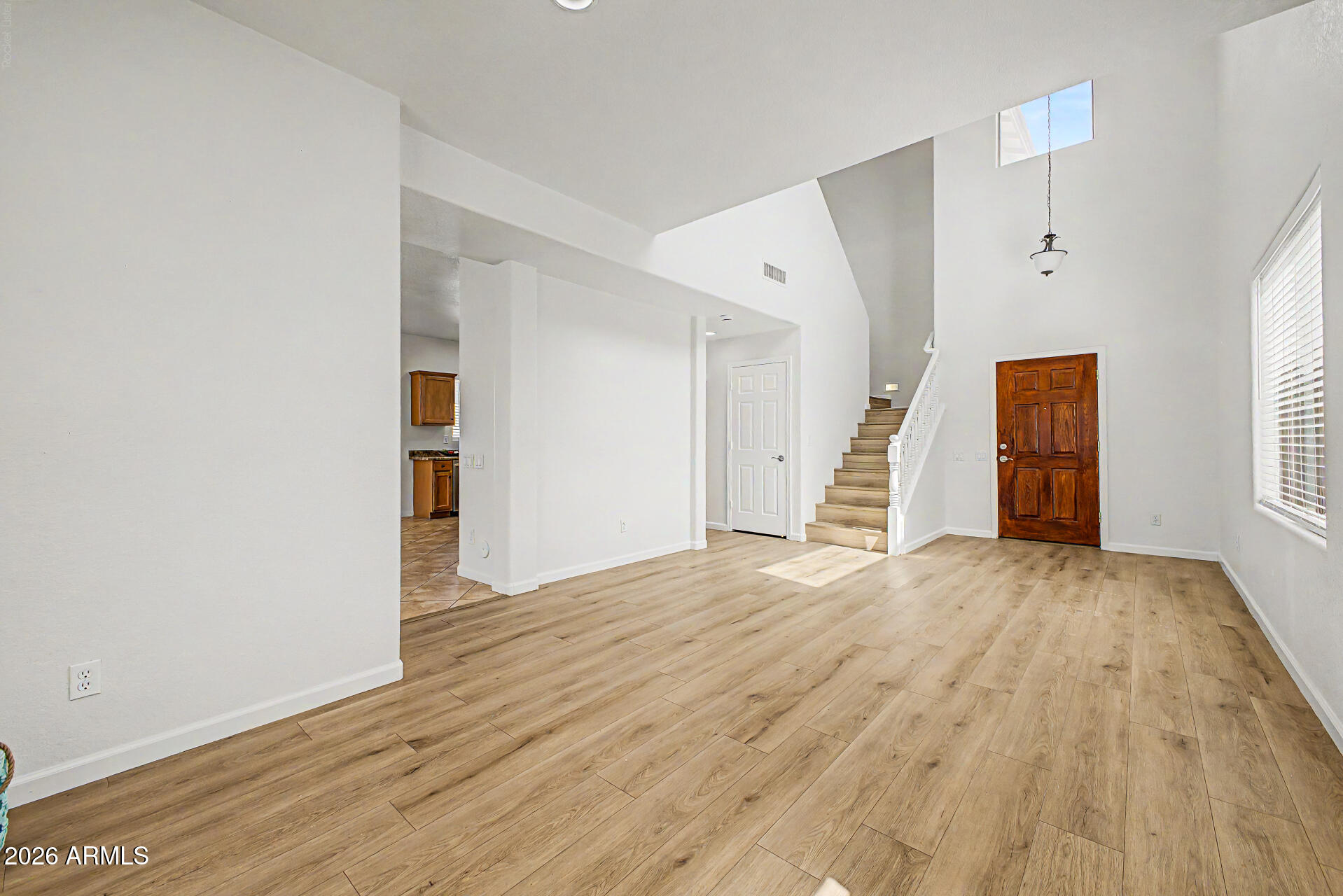 11601 W HILL Drive
