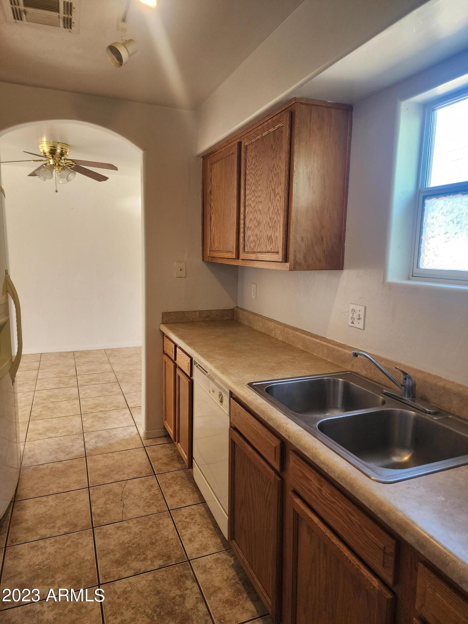232 W Elm Avenue B