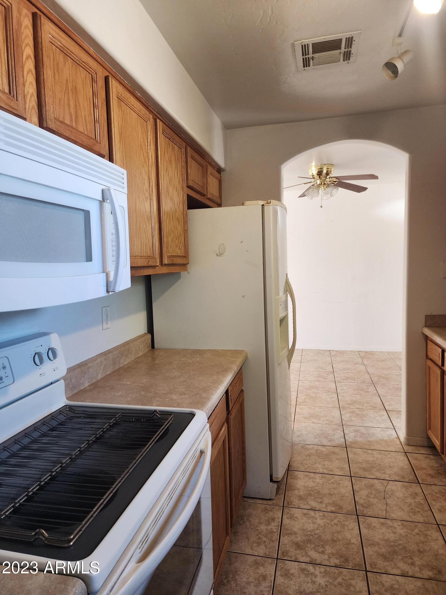 232 W Elm Avenue B