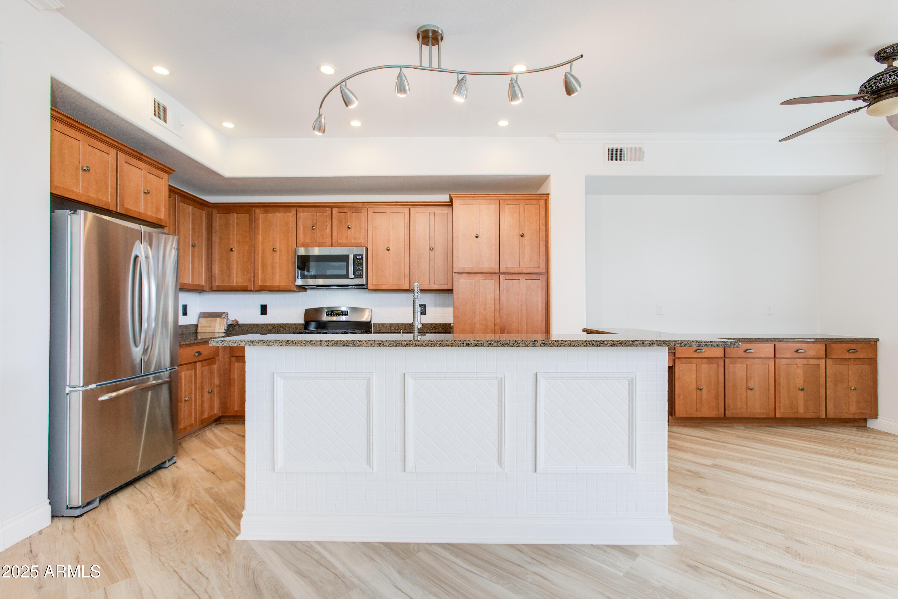 7601 E INDIAN BEND Road 3024