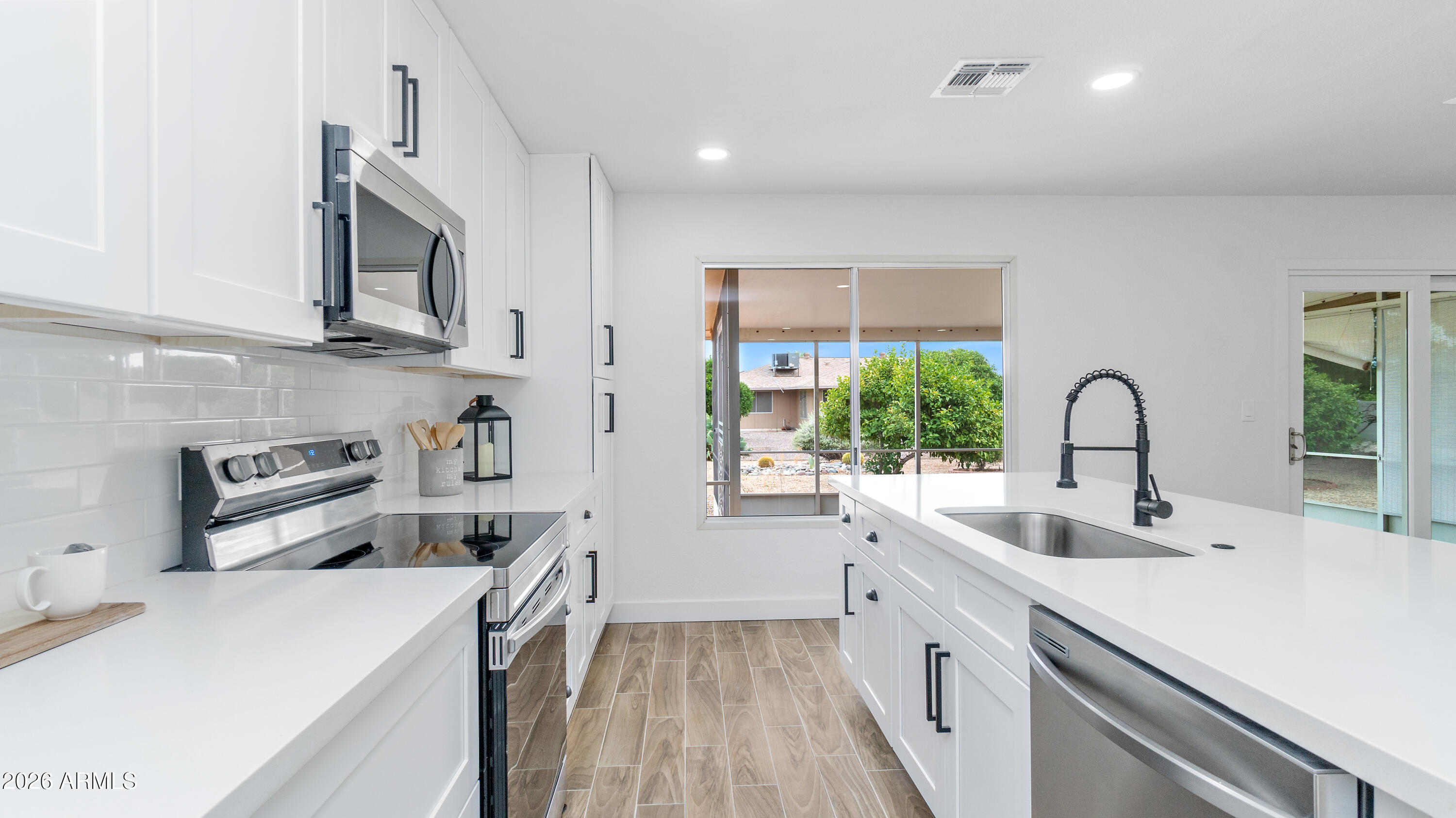 9635 W APPALOOSA Drive