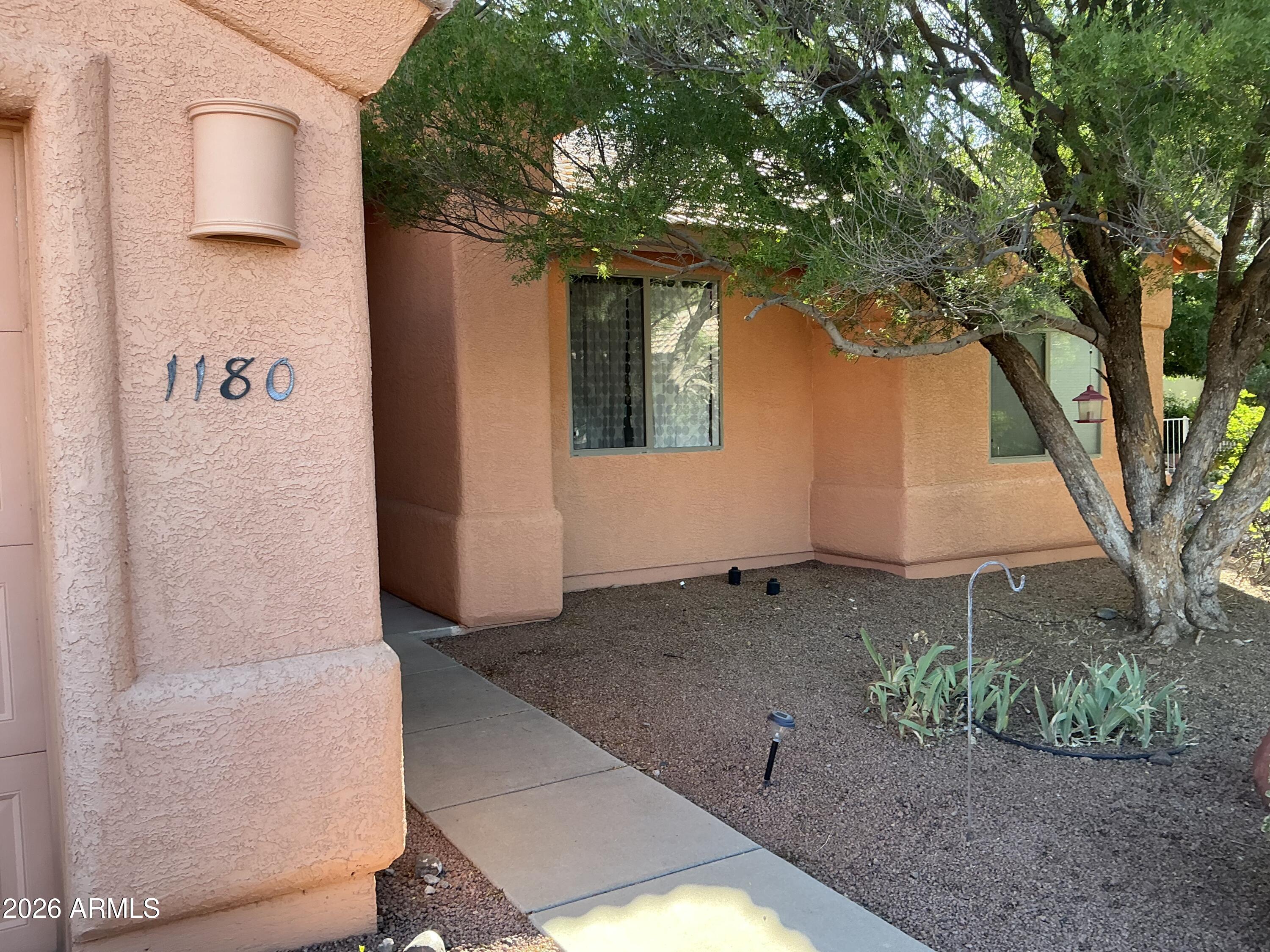 1180 S Vista Grande Drive