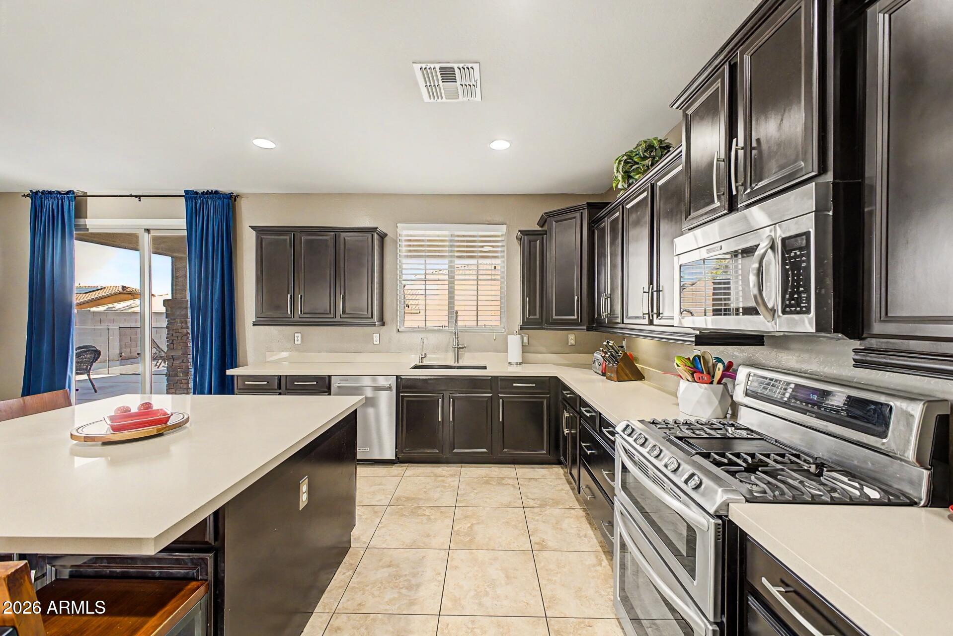 SURPRISE FARMS PHASE 4 PARCEL 1 - Residential