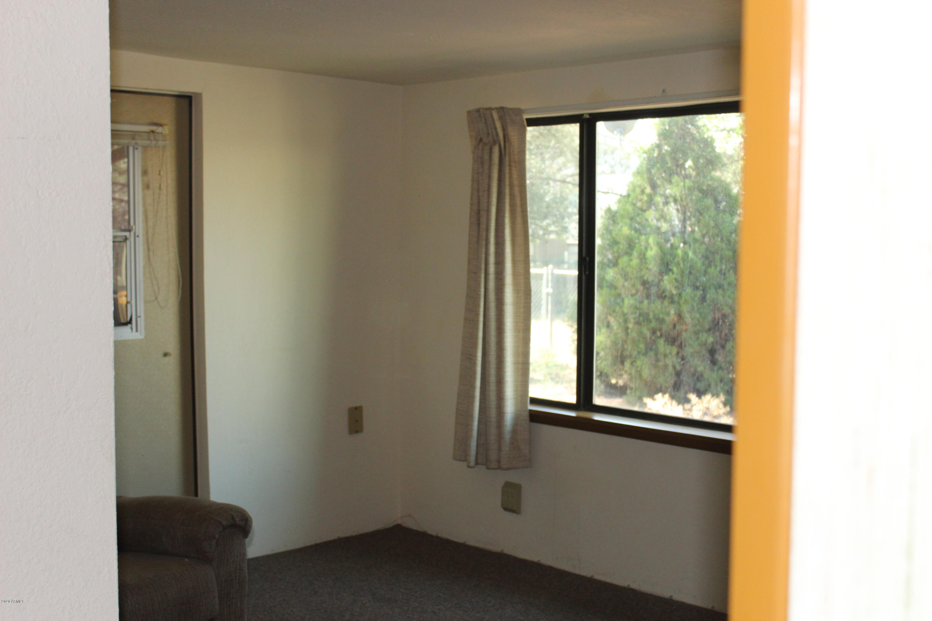 HODGINS ACRES - Residential