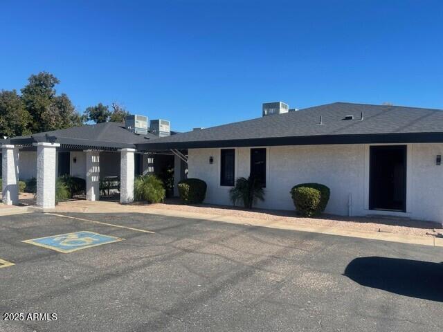 1010 E UNIVERSITY Drive