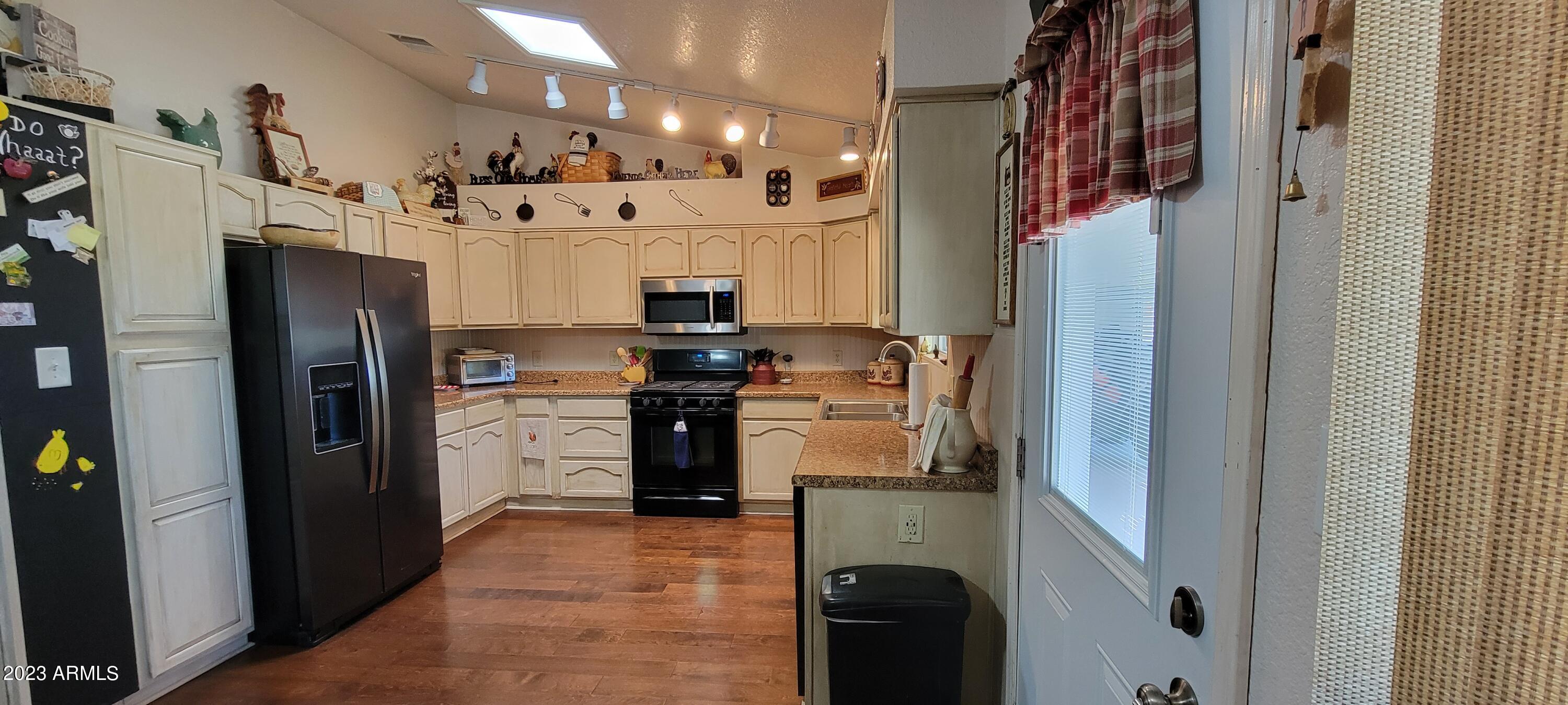 TRACT UNIT 111 - Residential