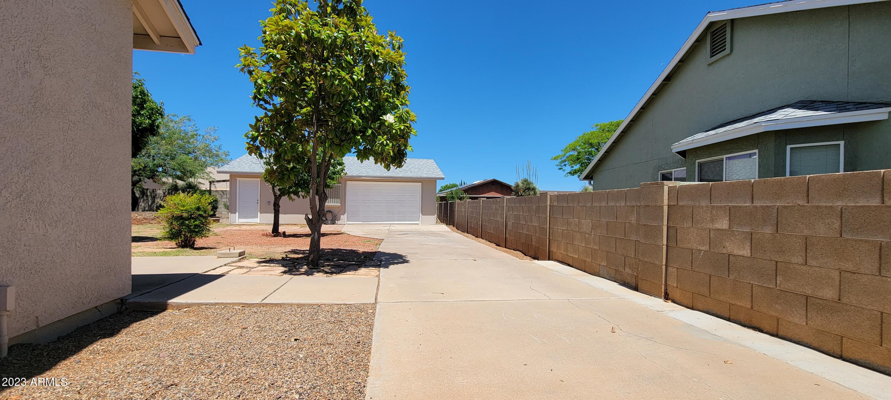 TRACT UNIT 111 - Residential