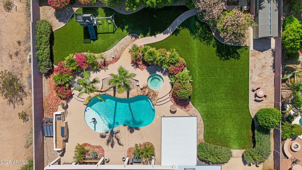 Photo of 9503 W Blue Sky Drive, Peoria, AZ 85383 (MLS # 6927027)
