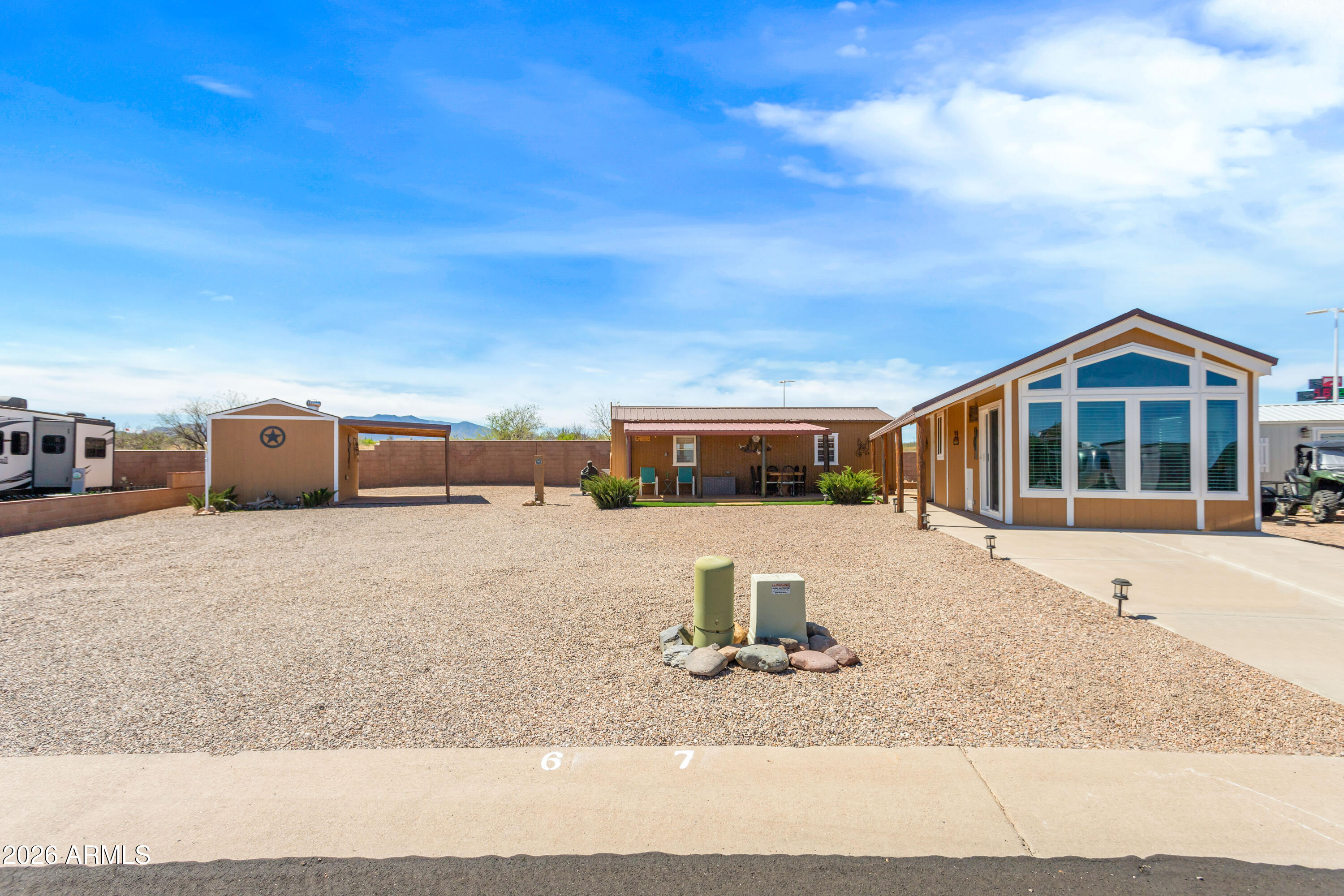 1915 W CASA DEL RIO Drive 7