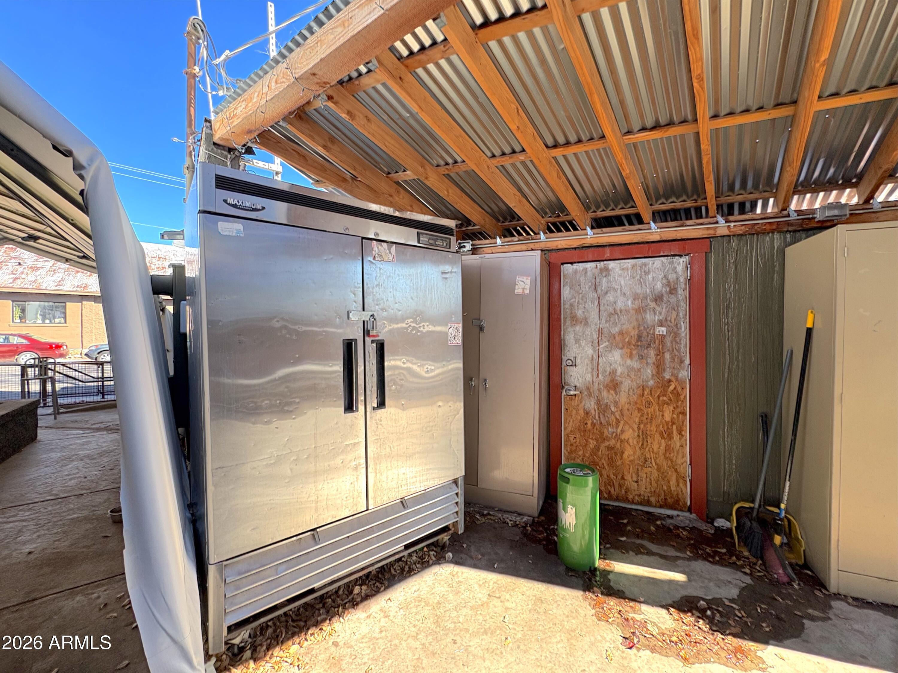 0000 N xxxxxx Avenue