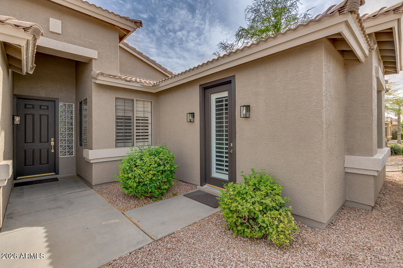 181 W BIRCHWOOD Place