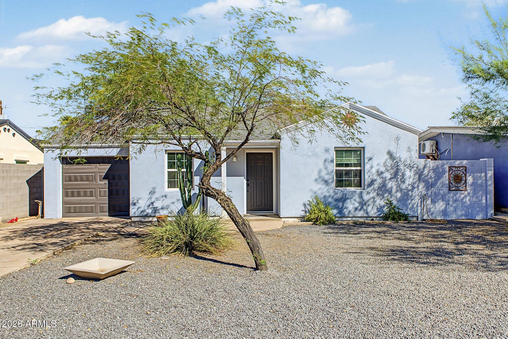 Photo of 1410 E Windsor Avenue, Phoenix, AZ 85006 (MLS # 7095854)