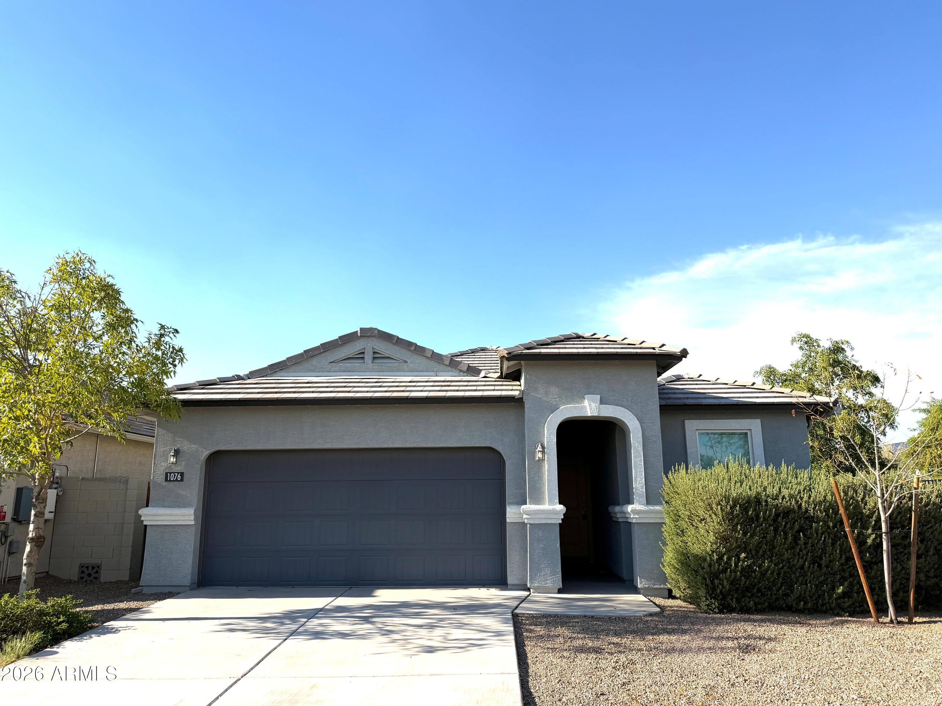 1076 W SAND CANYON Court