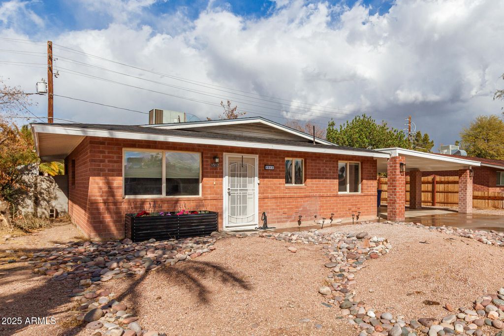 Photo of 1512 W Fairmont Drive, Tempe, AZ 85282 (MLS # 6907939)