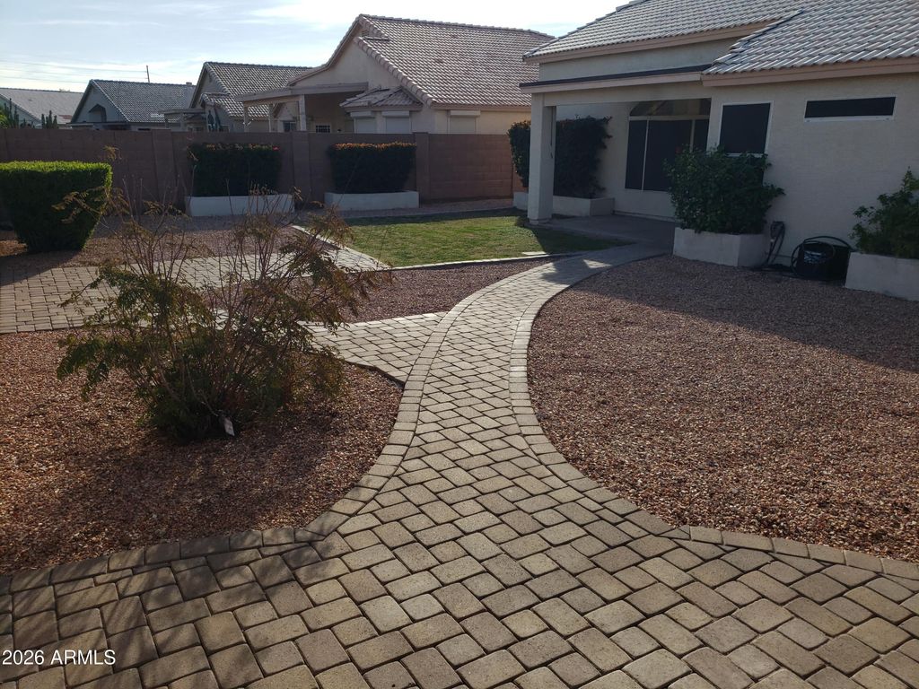 Photo of 678 W Fremont Drive, Tempe, AZ 85282 (MLS # 6990384)